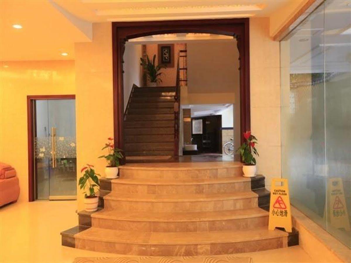 Yangshuo Hua Xiang Man Ting West Street Hotel المظهر الخارجي الصورة