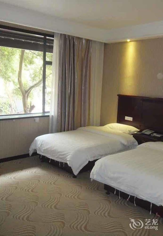 Yangshuo Hua Xiang Man Ting West Street Hotel المظهر الخارجي الصورة